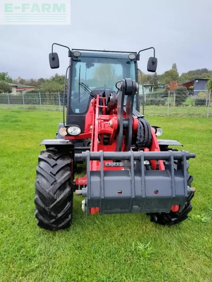 Schäffer 6680 z - Minikuormaaja: kuva Schäffer 6680 z - Minikuormaaja Schäffer 6680 z - Minikuormaaja: kuva Schäffer 6680 z - Minikuormaaja