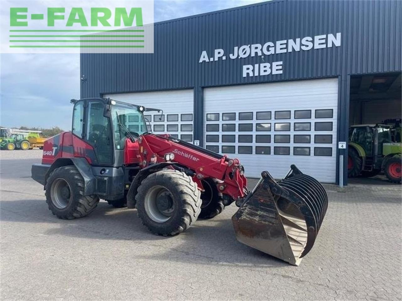 Schäffer 9640t med centralsmøring og skovl - Kurottaja: kuva Schäffer 9640t med centralsmøring og skovl - Kurottaja Schäffer 9640t med centralsmøring og skovl - Kurottaja: kuva Schäffer 9640t med centralsmøring og skovl - Kurottaja