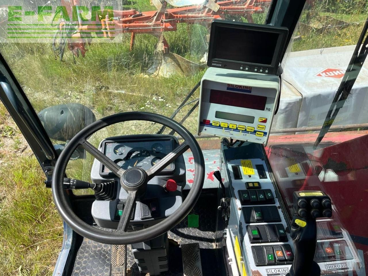 Siloking 16 m³ Selbstfahrer - Karjatalouskone: kuva Siloking 16 m³ Selbstfahrer - Karjatalouskone Siloking 16 m³ Selbstfahrer - Karjatalouskone: kuva Siloking 16 m³ Selbstfahrer - Karjatalouskone