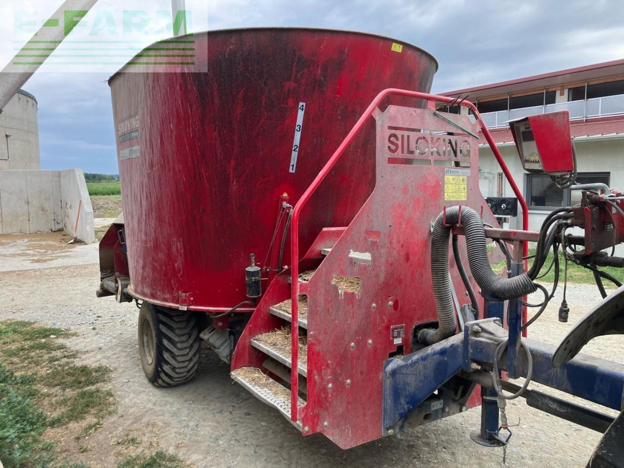 Siloking MP 12 - Karjatalouskone: kuva Siloking MP 12 - Karjatalouskone Siloking MP 12 - Karjatalouskone: kuva Siloking MP 12 - Karjatalouskone