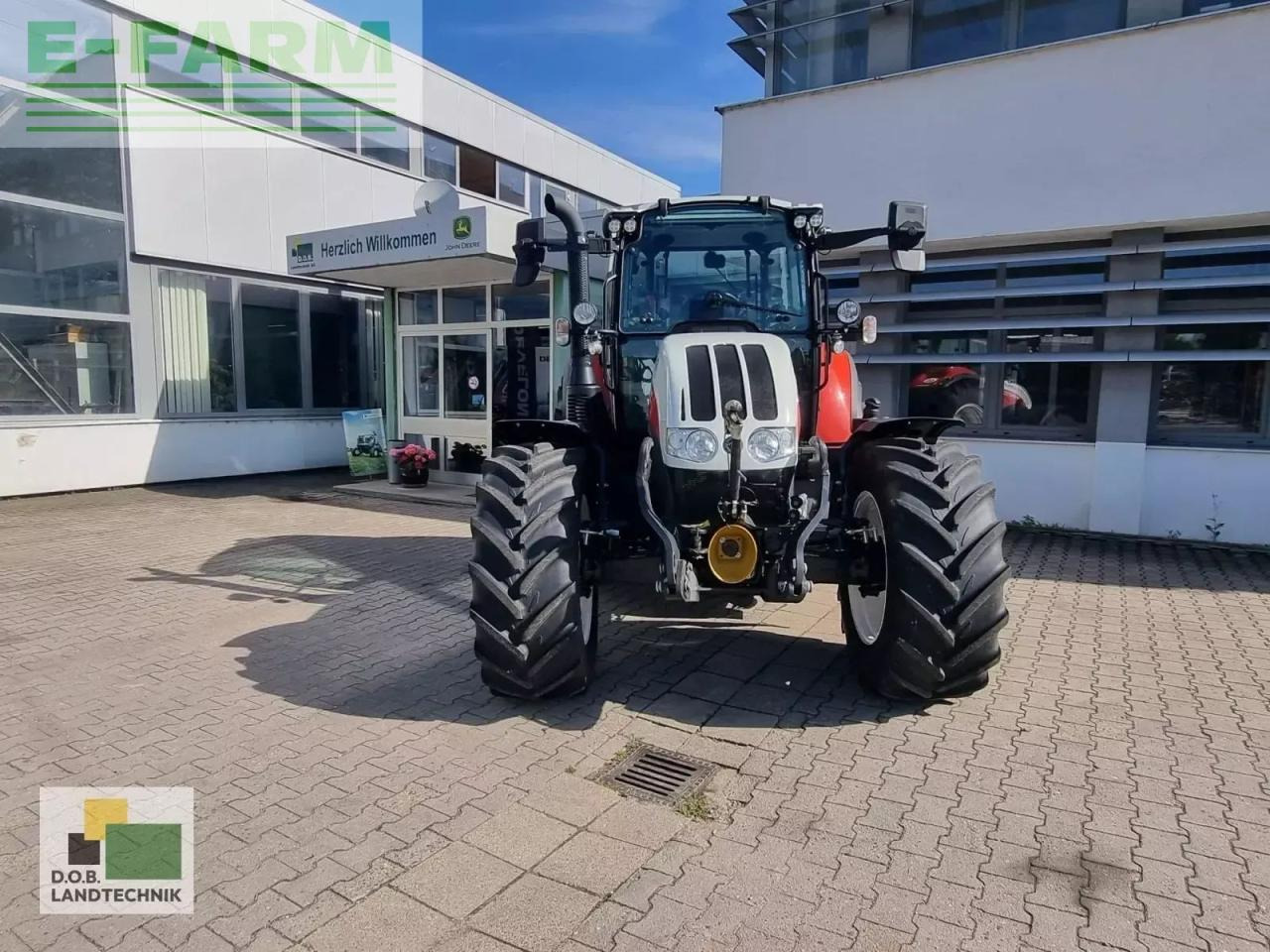 Steyr 4120 multi - Traktori: kuva Steyr 4120 multi - Traktori Steyr 4120 multi - Traktori: kuva Steyr 4120 multi - Traktori