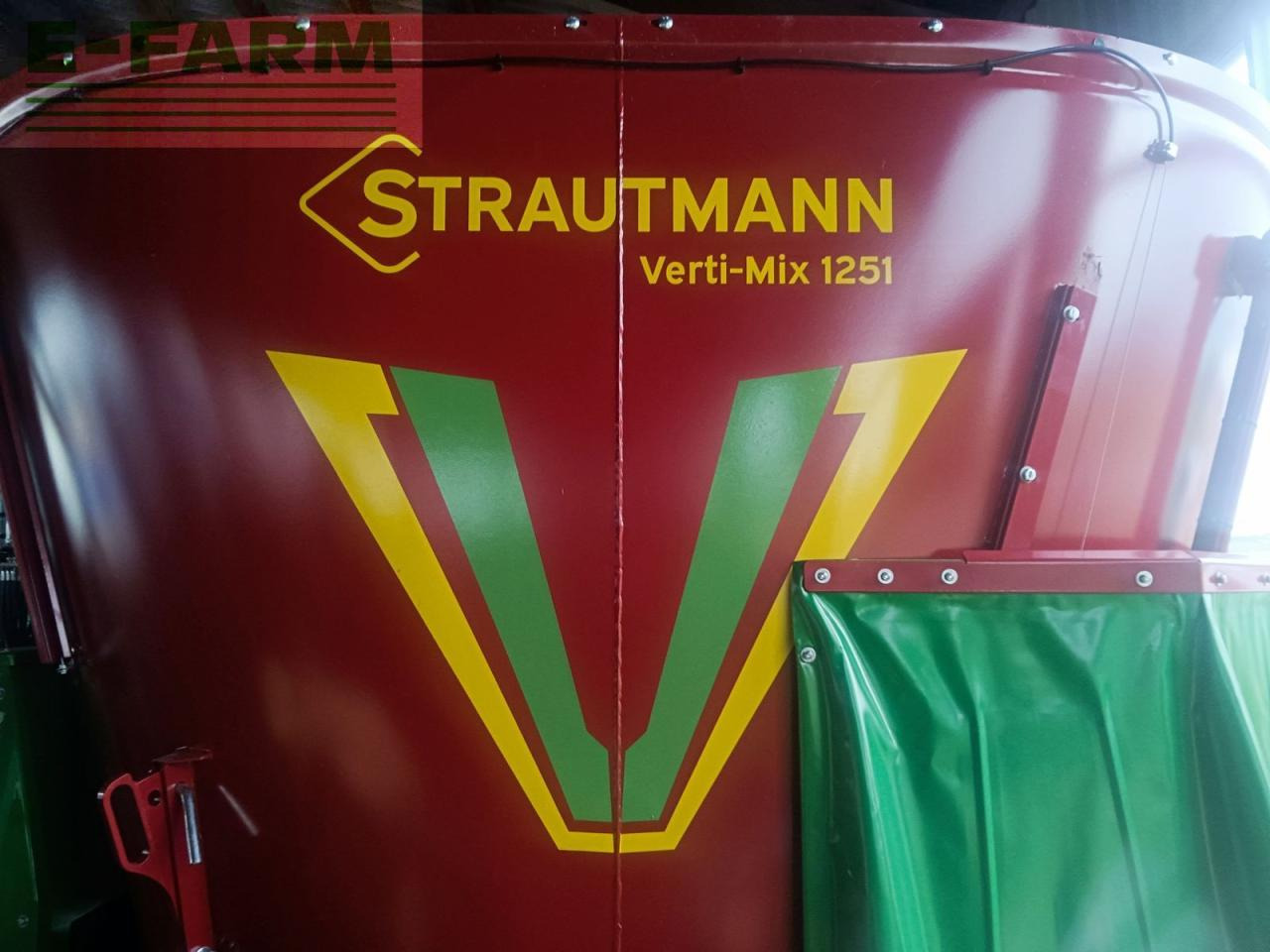 Strautmann verti - mix 1251 - Karjatalouskone: kuva Strautmann verti - mix 1251 - Karjatalouskone Strautmann verti - mix 1251 - Karjatalouskone: kuva Strautmann verti - mix 1251 - Karjatalouskone