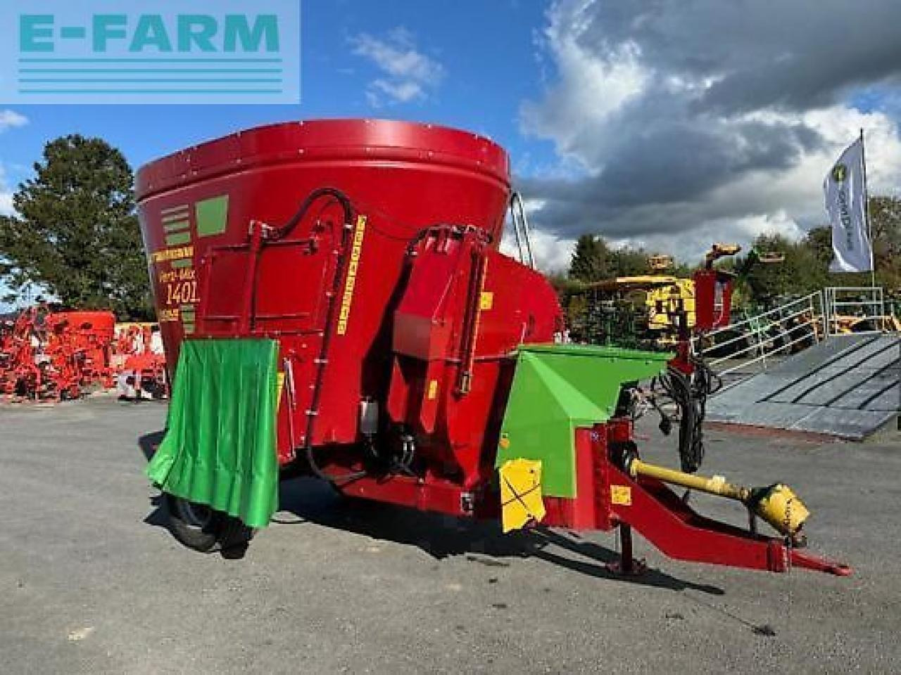 Strautmann vertimix 1401 - Karjatalouskone: kuva Strautmann vertimix 1401 - Karjatalouskone Strautmann vertimix 1401 - Karjatalouskone: kuva Strautmann vertimix 1401 - Karjatalouskone