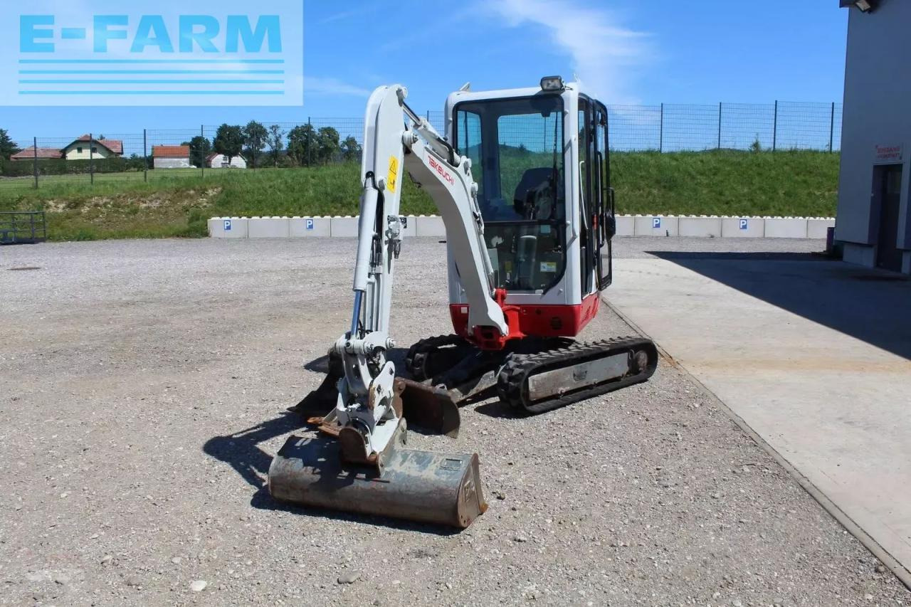 Takeuchi minibagger tb 216 mit powertilt - Minikuormaaja: kuva Takeuchi minibagger tb 216 mit powertilt - Minikuormaaja Takeuchi minibagger tb 216 mit powertilt - Minikuormaaja: kuva Takeuchi minibagger tb 216 mit powertilt - Minikuormaaja