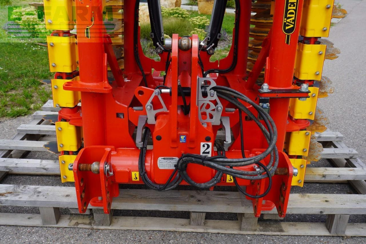 Väderstad carrier crxt 425 - Lautasäes: kuva Väderstad carrier crxt 425 - Lautasäes Väderstad carrier crxt 425 - Lautasäes: kuva Väderstad carrier crxt 425 - Lautasäes