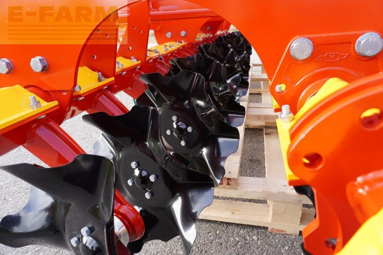 Väderstad carrier xt 425 - Lautasäes: kuva Väderstad carrier xt 425 - Lautasäes Väderstad carrier xt 425 - Lautasäes: kuva Väderstad carrier xt 425 - Lautasäes