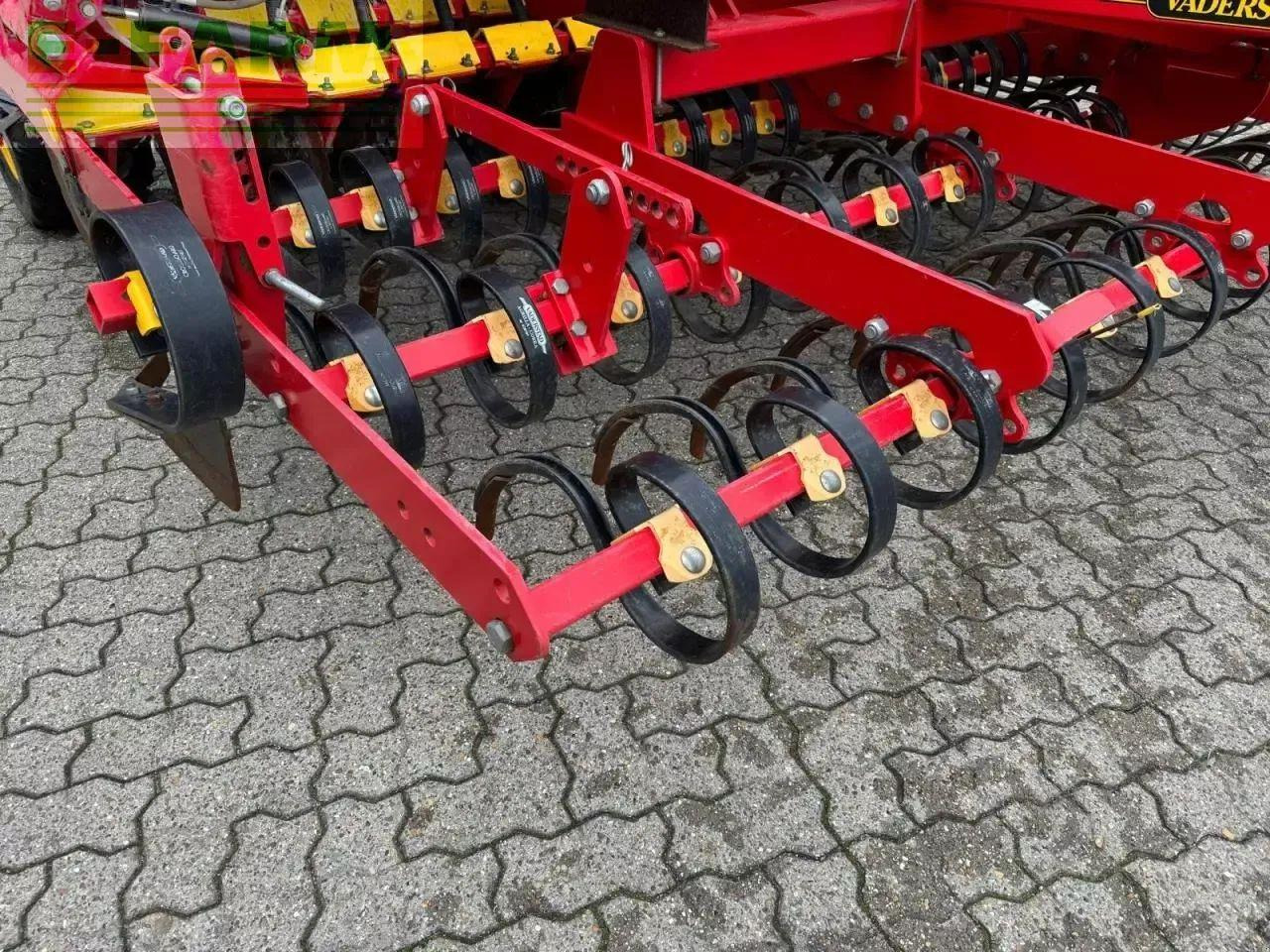 Väderstad rapid 400c - Kylvölannoitin: kuva Väderstad rapid 400c - Kylvölannoitin Väderstad rapid 400c - Kylvölannoitin: kuva Väderstad rapid 400c - Kylvölannoitin