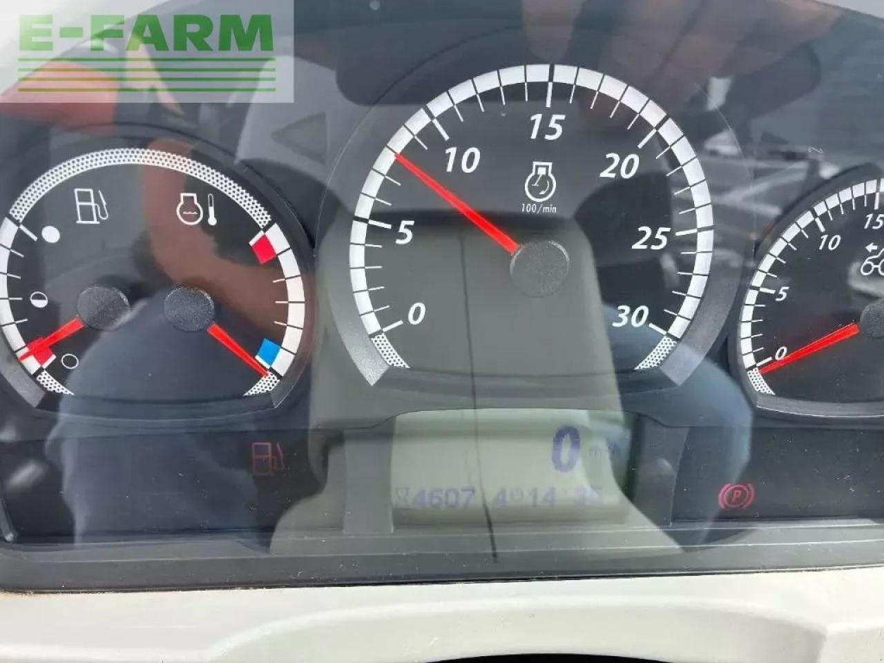 Valtra 254 versus - Traktori: kuva Valtra 254 versus - Traktori Valtra 254 versus - Traktori: kuva Valtra 254 versus - Traktori