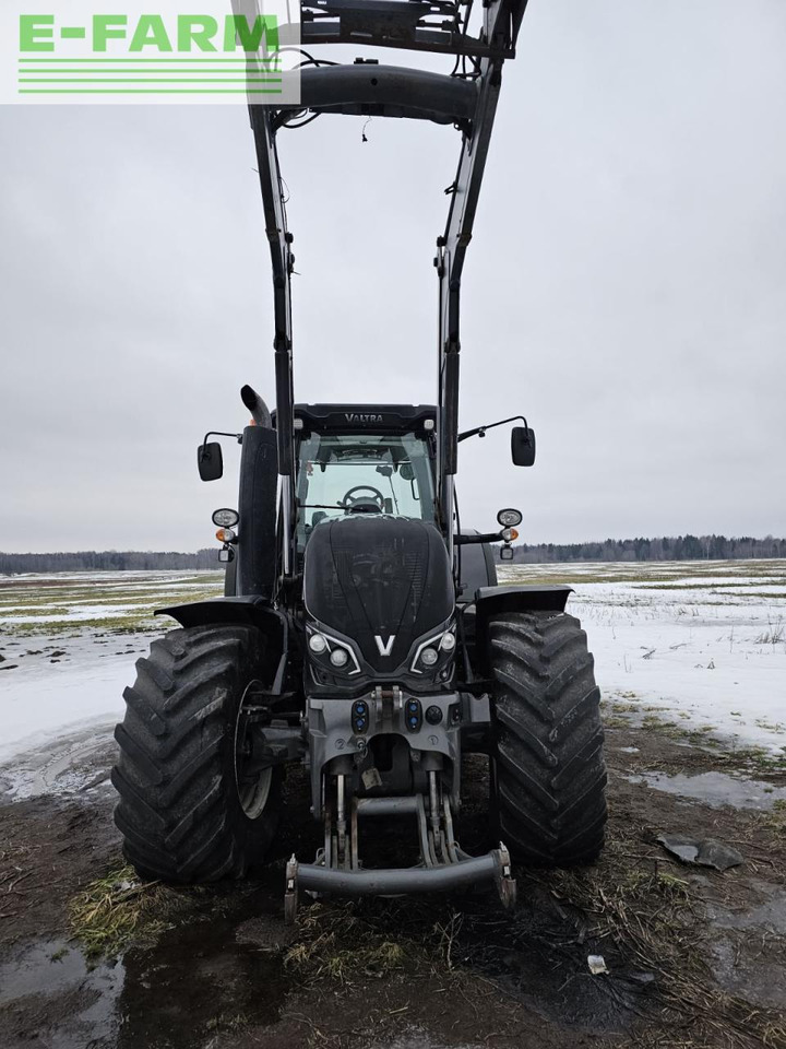 Traktori Valtra S294: kuva Traktori Valtra S294 Traktori Valtra S294: kuva Traktori Valtra S294