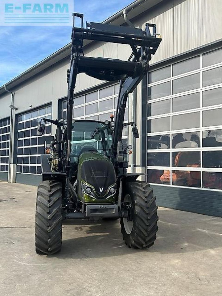 Valtra a105 mit frontlader - Traktori: kuva Valtra a105 mit frontlader - Traktori Valtra a105 mit frontlader - Traktori: kuva Valtra a105 mit frontlader - Traktori