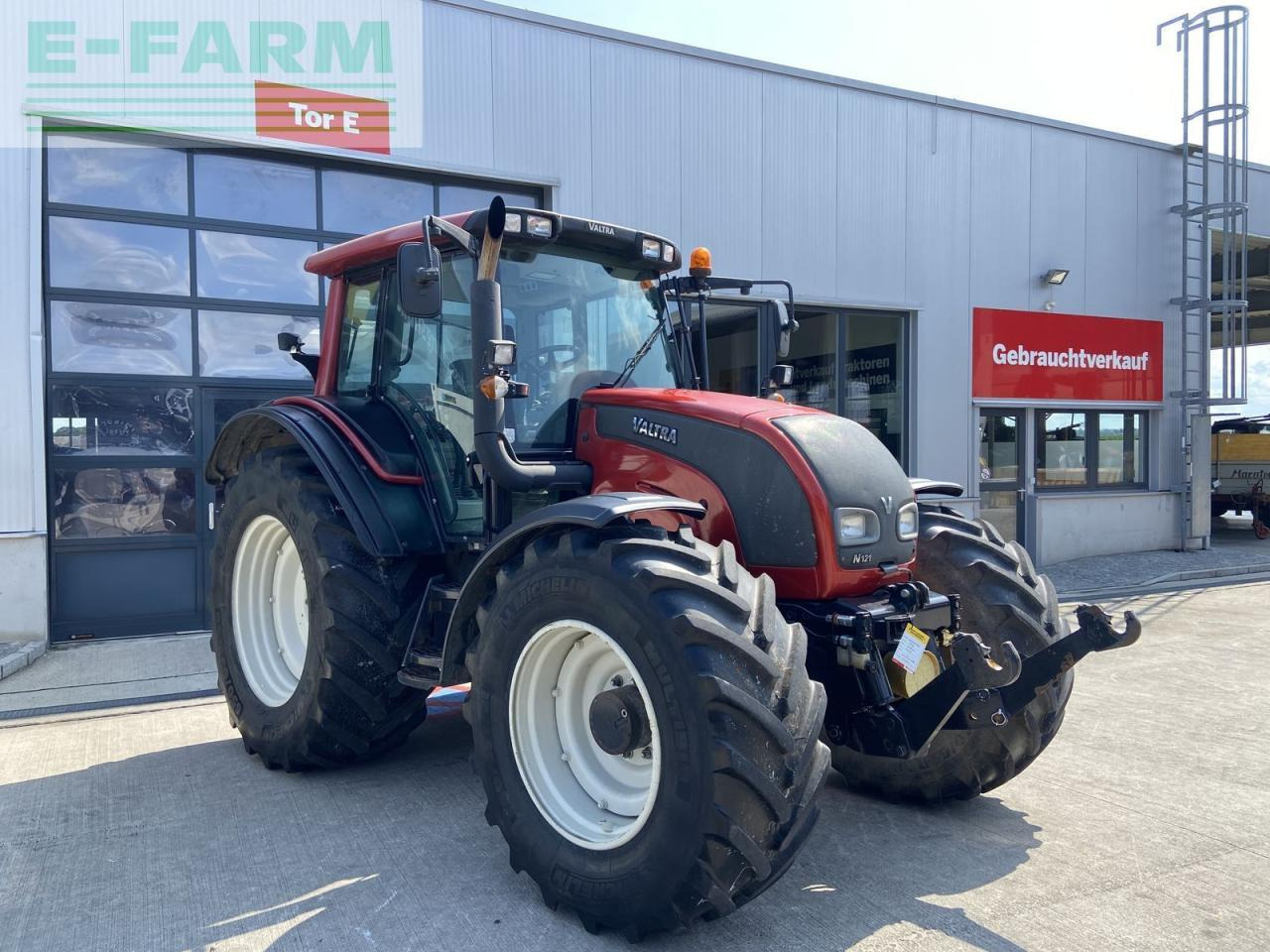 Valtra n 121 hi-tech - Traktori: kuva Valtra n 121 hi-tech - Traktori Valtra n 121 hi-tech - Traktori: kuva Valtra n 121 hi-tech - Traktori