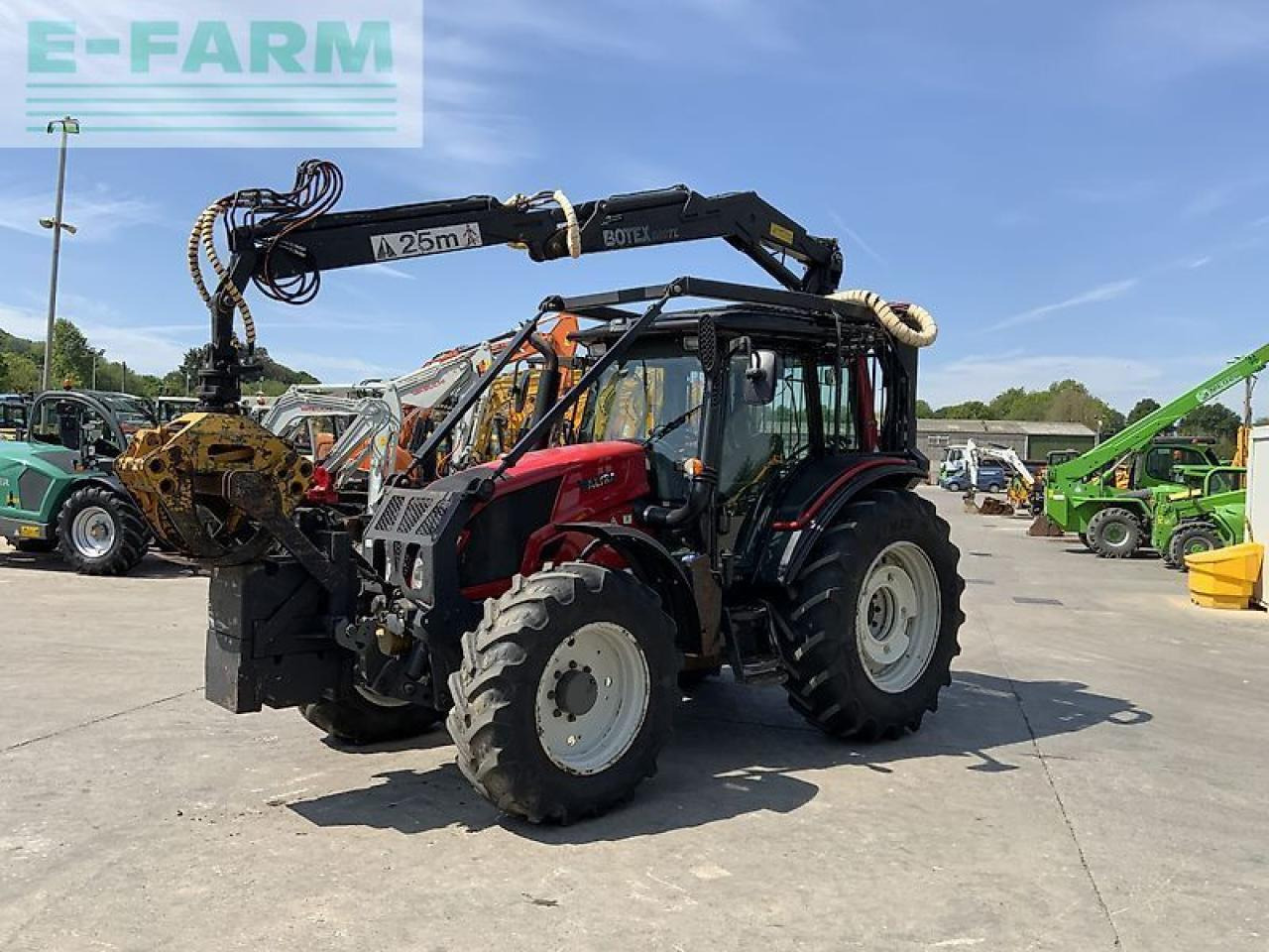 Valtra n123 hi tech tractor with roof mounted botex 560tl crane (st23285) - Traktori: kuva Valtra n123 hi tech tractor with roof mounted botex 560tl crane (st23285) - Traktori Valtra n123 hi tech tractor with roof mounted botex 560tl crane (st23285) - Traktori: kuva Valtra n123 hi tech tractor with roof mounted botex 560tl crane (st23285) - Traktori