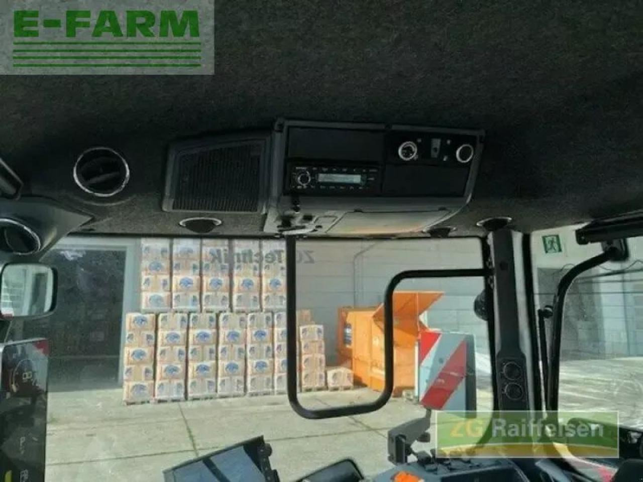 Valtra q245 - Traktori: kuva Valtra q245 - Traktori Valtra q245 - Traktori: kuva Valtra q245 - Traktori