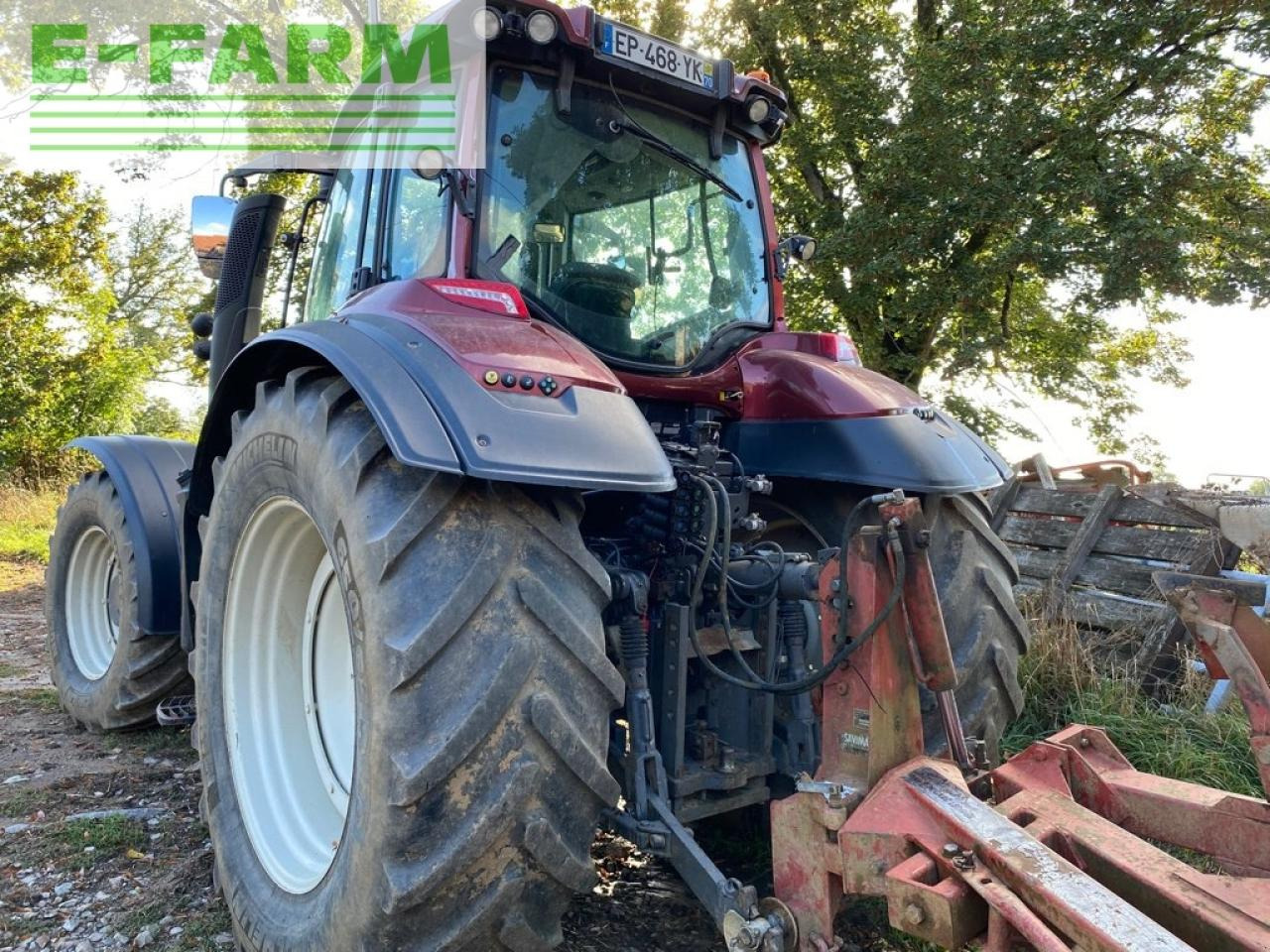 Valtra t 214 direct Direct - Traktori: kuva Valtra t 214 direct Direct - Traktori Valtra t 214 direct Direct - Traktori: kuva Valtra t 214 direct Direct - Traktori