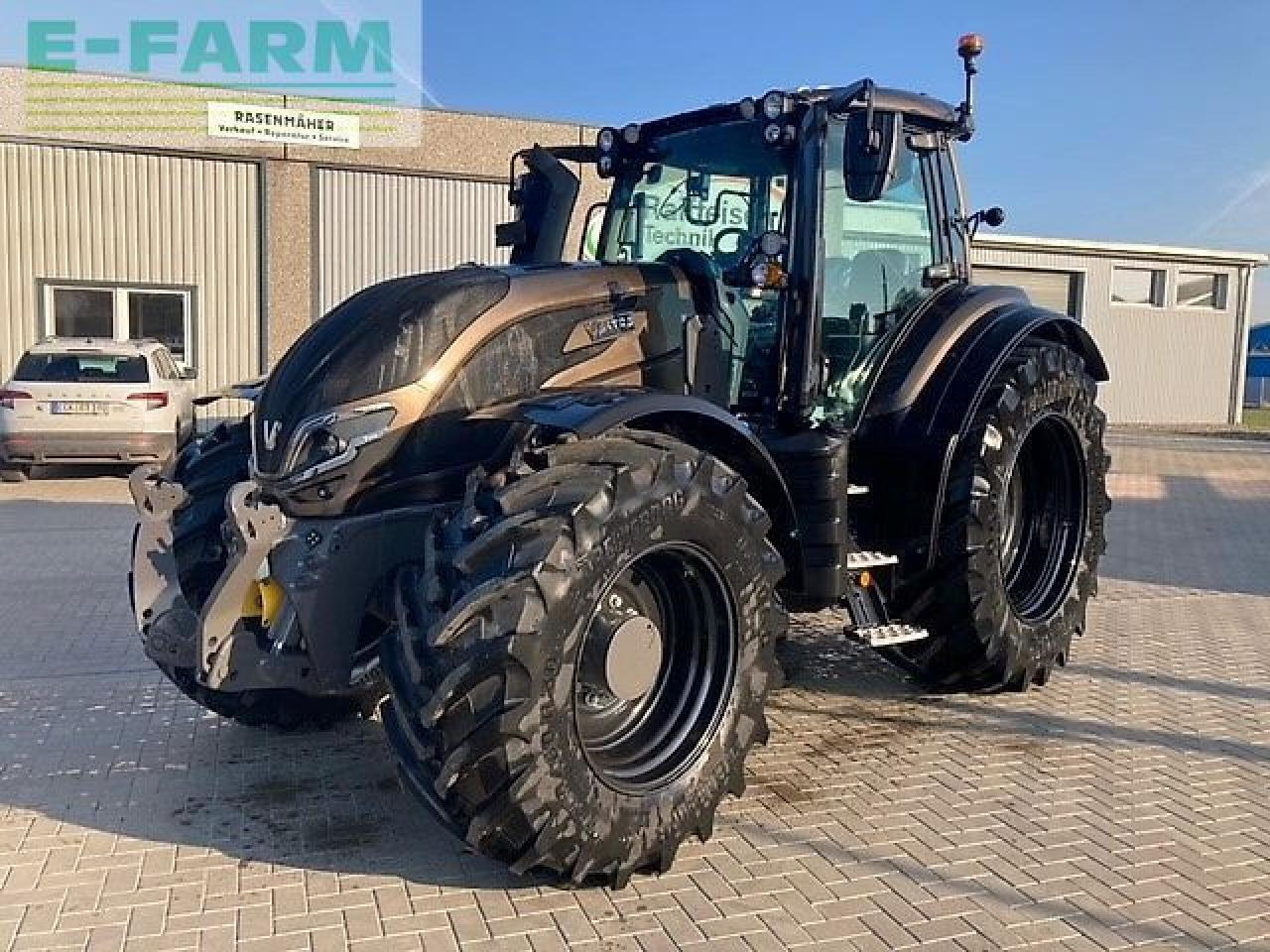 Valtra t215a - Traktori: kuva Valtra t215a - Traktori Valtra t215a - Traktori: kuva Valtra t215a - Traktori