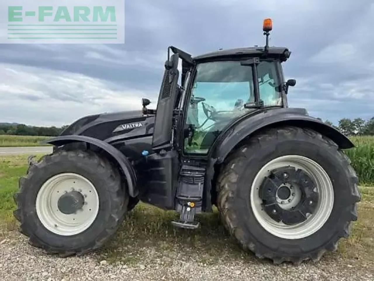 Valtra t254v - Traktori: kuva Valtra t254v - Traktori Valtra t254v - Traktori: kuva Valtra t254v - Traktori