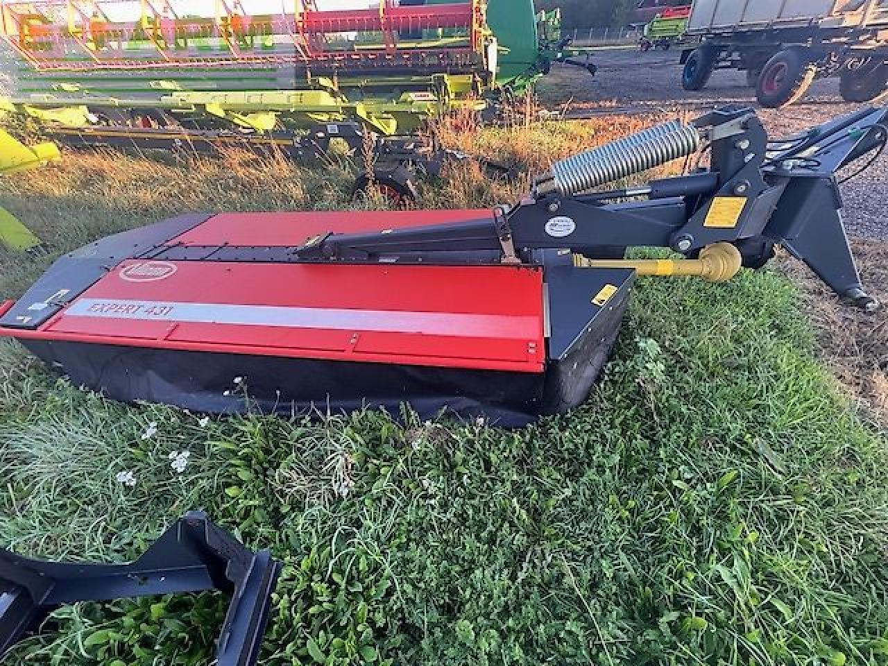 Vicon expert 431 - Niittokone: kuva Vicon expert 431 - Niittokone Vicon expert 431 - Niittokone: kuva Vicon expert 431 - Niittokone