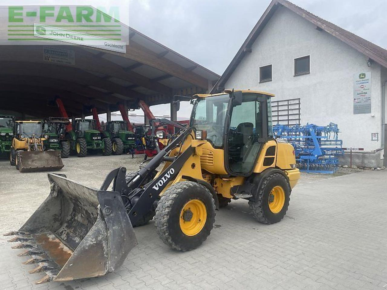 Volvo l 25f - Minikuormaaja: kuva Volvo l 25f - Minikuormaaja Volvo l 25f - Minikuormaaja: kuva Volvo l 25f - Minikuormaaja