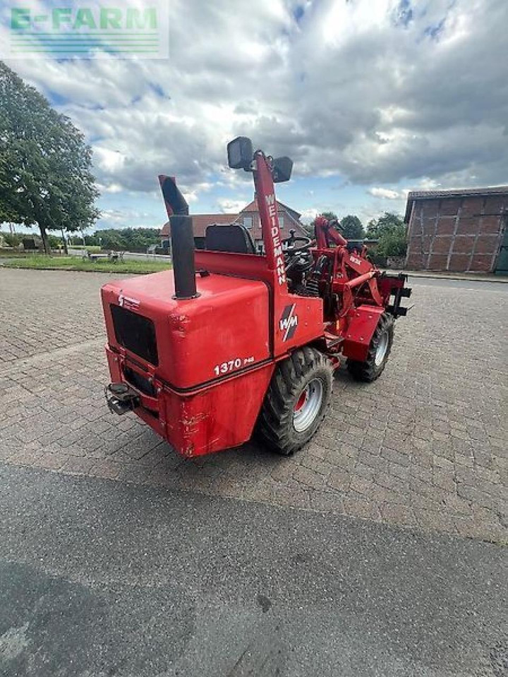 Weidemann 1370 p48 - Minikuormaaja: kuva Weidemann 1370 p48 - Minikuormaaja Weidemann 1370 p48 - Minikuormaaja: kuva Weidemann 1370 p48 - Minikuormaaja