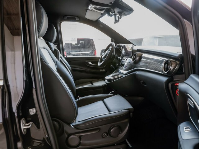 Pikkubussi, Sähköpakettiauto MERCEDES-BENZ EQV 300 Extralang,Avantgarde,8Sitze,2xelektr.Tür: kuva Pikkubussi, Sähköpakettiauto MERCEDES-BENZ EQV 300 Extralang,Avantgarde,8Sitze,2xelektr.Tür