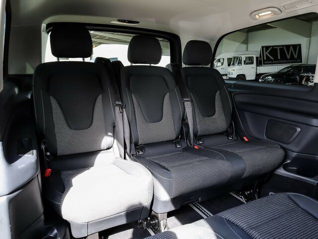 MERCEDES-BENZ EQV 300 lang,7Sitze,2xKlima,2Schiebetür el.,LED - Minibussi, Sähköbussi: kuva MERCEDES-BENZ EQV 300 lang,7Sitze,2xKlima,2Schiebetür el.,LED - Minibussi, Sähköbussi MERCEDES-BENZ EQV 300 lang,7Sitze,2xKlima,2Schiebetür el.,LED - Minibussi, Sähköbussi: kuva MERCEDES-BENZ EQV 300 lang,7Sitze,2xKlima,2Schiebetür el.,LED - Minibussi, Sähköbussi