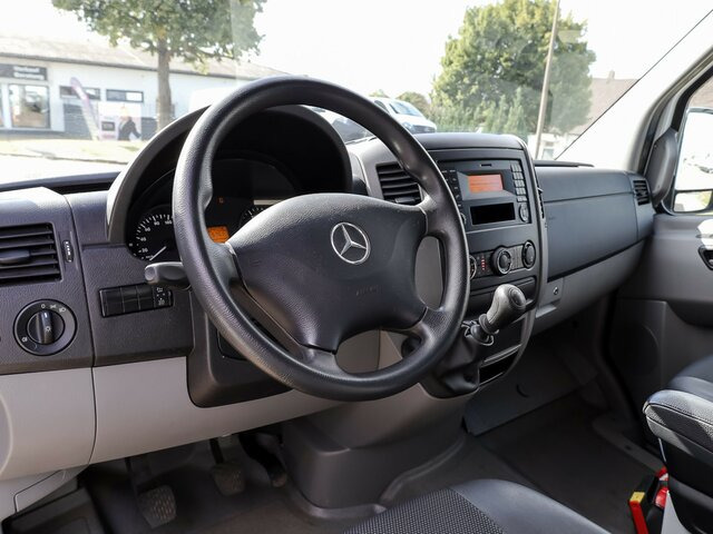 MERCEDES-BENZ Sprinter 316CDI DOKA,Allrad,AHK,Standhzg. - Pressukapelli tavara-auto, Jatko-ohjaamo kevyt kuorma-auto: kuva MERCEDES-BENZ Sprinter 316CDI DOKA,Allrad,AHK,Standhzg. - Pressukapelli tavara-auto, Jatko-ohjaamo kevyt kuorma-auto MERCEDES-BENZ Sprinter 316CDI DOKA,Allrad,AHK,Standhzg. - Pressukapelli tavara-auto, Jatko-ohjaamo kevyt kuorma-auto: kuva MERCEDES-BENZ Sprinter 316CDI DOKA,Allrad,AHK,Standhzg. - Pressukapelli tavara-auto, Jatko-ohjaamo kevyt kuorma-auto