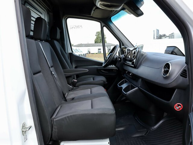 MERCEDES-BENZ Sprinter 317 CDI,3665mm,Automatik,Kamera - Pakettiauto: kuva MERCEDES-BENZ Sprinter 317 CDI,3665mm,Automatik,Kamera - Pakettiauto MERCEDES-BENZ Sprinter 317 CDI,3665mm,Automatik,Kamera - Pakettiauto: kuva MERCEDES-BENZ Sprinter 317 CDI,3665mm,Automatik,Kamera - Pakettiauto