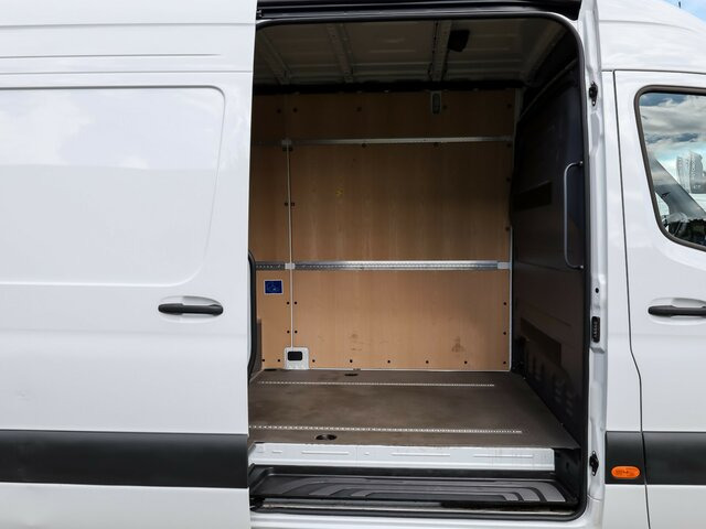 MERCEDES-BENZ Sprinter 317 CDI,3665mm,Automatik,Kamera - Pakettiauto: kuva MERCEDES-BENZ Sprinter 317 CDI,3665mm,Automatik,Kamera - Pakettiauto MERCEDES-BENZ Sprinter 317 CDI,3665mm,Automatik,Kamera - Pakettiauto: kuva MERCEDES-BENZ Sprinter 317 CDI,3665mm,Automatik,Kamera - Pakettiauto