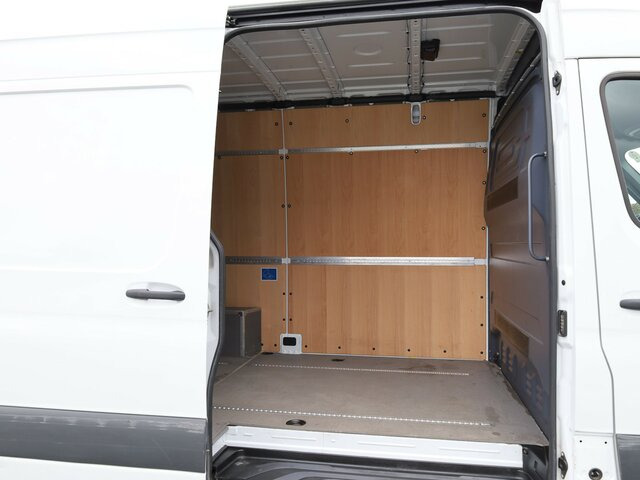 MERCEDES-BENZ Sprinter 317 CDI Kasten,L2H2,MBUX,Kamera - Pakettiauto: kuva MERCEDES-BENZ Sprinter 317 CDI Kasten,L2H2,MBUX,Kamera - Pakettiauto MERCEDES-BENZ Sprinter 317 CDI Kasten,L2H2,MBUX,Kamera - Pakettiauto: kuva MERCEDES-BENZ Sprinter 317 CDI Kasten,L2H2,MBUX,Kamera - Pakettiauto