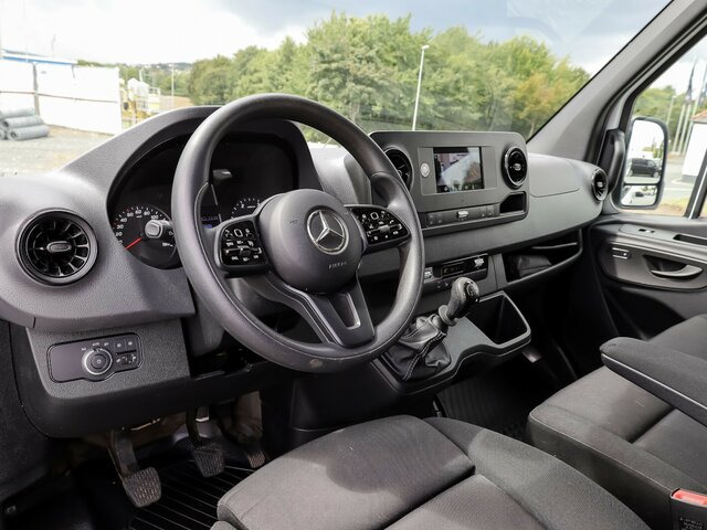 MERCEDES-BENZ Sprinter 317 CDI Kasten,L2H2,MBUX,Kamera - Pakettiauto: kuva MERCEDES-BENZ Sprinter 317 CDI Kasten,L2H2,MBUX,Kamera - Pakettiauto MERCEDES-BENZ Sprinter 317 CDI Kasten,L2H2,MBUX,Kamera - Pakettiauto: kuva MERCEDES-BENZ Sprinter 317 CDI Kasten,L2H2,MBUX,Kamera - Pakettiauto