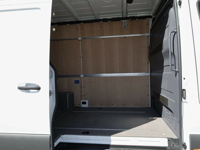 MERCEDES-BENZ Sprinter 317 CDI Kasten,L2H2,MBUX,Kamera - Pakettiauto: kuva MERCEDES-BENZ Sprinter 317 CDI Kasten,L2H2,MBUX,Kamera - Pakettiauto MERCEDES-BENZ Sprinter 317 CDI Kasten,L2H2,MBUX,Kamera - Pakettiauto: kuva MERCEDES-BENZ Sprinter 317 CDI Kasten,L2H2,MBUX,Kamera - Pakettiauto