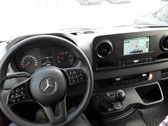 MERCEDES-BENZ Sprinter 317 CDI Kasten,L2H2,MBUX,Kamera... - Pakettiauto: kuva MERCEDES-BENZ Sprinter 317 CDI Kasten,L2H2,MBUX,Kamera... - Pakettiauto MERCEDES-BENZ Sprinter 317 CDI Kasten,L2H2,MBUX,Kamera... - Pakettiauto: kuva MERCEDES-BENZ Sprinter 317 CDI Kasten,L2H2,MBUX,Kamera... - Pakettiauto