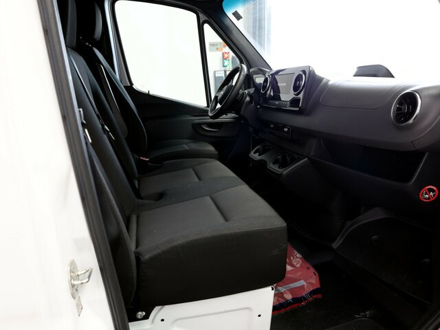 Leasing MERCEDES-BENZ Sprinter 317 Maxi,9GTronic,MBUX,Kamera MERCEDES-BENZ Sprinter 317 Maxi,9GTronic,MBUX,Kamera: kuva Leasing MERCEDES-BENZ Sprinter 317 Maxi,9GTronic,MBUX,Kamera MERCEDES-BENZ Sprinter 317 Maxi,9GTronic,MBUX,Kamera