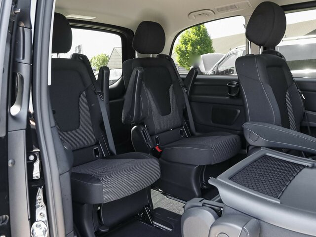 MERCEDES-BENZ V 220 d STYLE kompakt,6Sitzer,Distronic,AHK - Minibussi, Pikkubussi: kuva MERCEDES-BENZ V 220 d STYLE kompakt,6Sitzer,Distronic,AHK - Minibussi, Pikkubussi MERCEDES-BENZ V 220 d STYLE kompakt,6Sitzer,Distronic,AHK - Minibussi, Pikkubussi: kuva MERCEDES-BENZ V 220 d STYLE kompakt,6Sitzer,Distronic,AHK - Minibussi, Pikkubussi