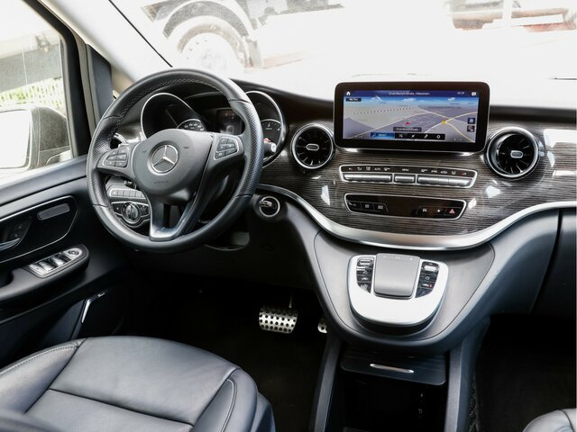 MERCEDES-BENZ V 300 Edition Extralang,2xSchiebetür el.,8Sitzer - Pikkubussi: kuva MERCEDES-BENZ V 300 Edition Extralang,2xSchiebetür el.,8Sitzer - Pikkubussi MERCEDES-BENZ V 300 Edition Extralang,2xSchiebetür el.,8Sitzer - Pikkubussi: kuva MERCEDES-BENZ V 300 Edition Extralang,2xSchiebetür el.,8Sitzer - Pikkubussi