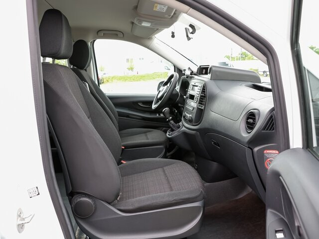 MERCEDES-BENZ Vito 111 TourerPro,lang,8Sitzer,Klima,Standhzg. - Minibussi, Pikkubussi: kuva MERCEDES-BENZ Vito 111 TourerPro,lang,8Sitzer,Klima,Standhzg. - Minibussi, Pikkubussi MERCEDES-BENZ Vito 111 TourerPro,lang,8Sitzer,Klima,Standhzg. - Minibussi, Pikkubussi: kuva MERCEDES-BENZ Vito 111 TourerPro,lang,8Sitzer,Klima,Standhzg. - Minibussi, Pikkubussi