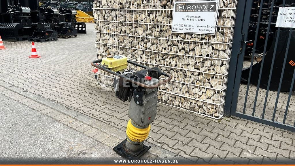 Ammann Vibrationsstampfer ABS 68 - Tärylevy: kuva Ammann Vibrationsstampfer ABS 68 - Tärylevy Ammann Vibrationsstampfer ABS 68 - Tärylevy: kuva Ammann Vibrationsstampfer ABS 68 - Tärylevy