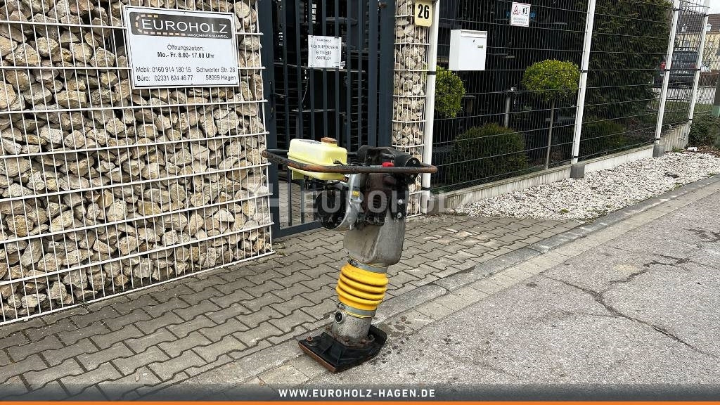 Ammann Vibrationsstampfer ABS 68 - Tärylevy: kuva Ammann Vibrationsstampfer ABS 68 - Tärylevy Ammann Vibrationsstampfer ABS 68 - Tärylevy: kuva Ammann Vibrationsstampfer ABS 68 - Tärylevy