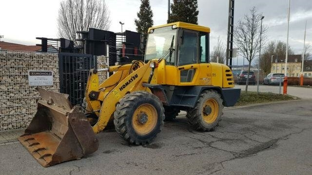 Komatsu WA 95 - 3 mit Klappschaufel Schnellwechsel NEU  - Pyöräkuormaaja: kuva Komatsu WA 95 - 3 mit Klappschaufel Schnellwechsel NEU  - Pyöräkuormaaja Komatsu WA 95 - 3 mit Klappschaufel Schnellwechsel NEU  - Pyöräkuormaaja: kuva Komatsu WA 95 - 3 mit Klappschaufel Schnellwechsel NEU  - Pyöräkuormaaja