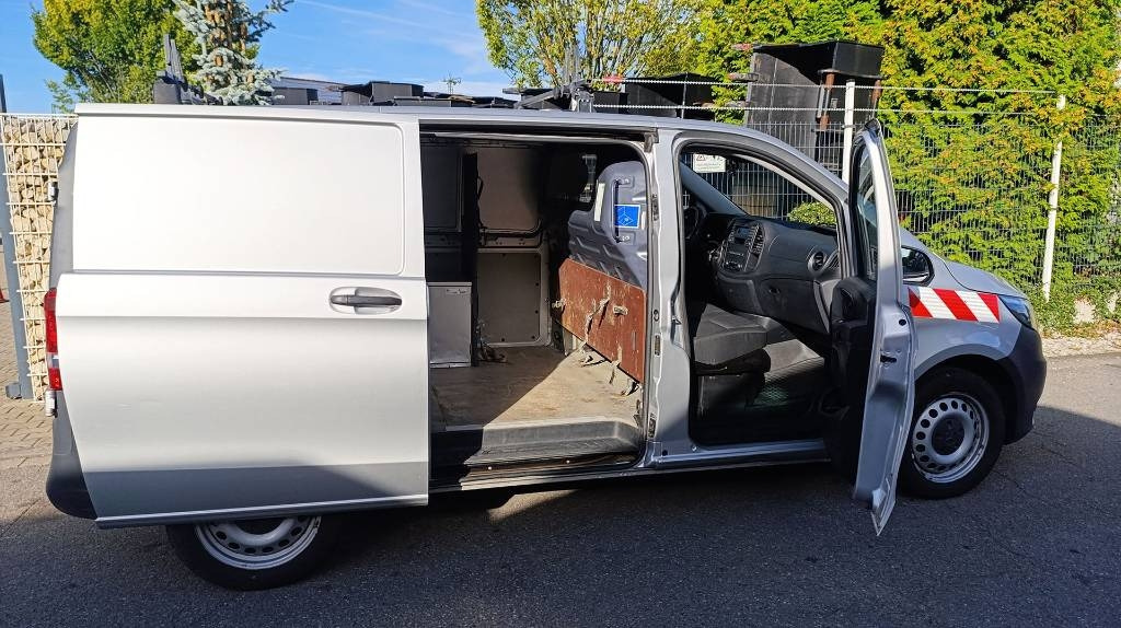 Mercedes-Benz Vito 114 CDI Allrad-Werkstattschränke-Standheizung - Jakeluauto: kuva Mercedes-Benz Vito 114 CDI Allrad-Werkstattschränke-Standheizung - Jakeluauto Mercedes-Benz Vito 114 CDI Allrad-Werkstattschränke-Standheizung - Jakeluauto: kuva Mercedes-Benz Vito 114 CDI Allrad-Werkstattschränke-Standheizung - Jakeluauto