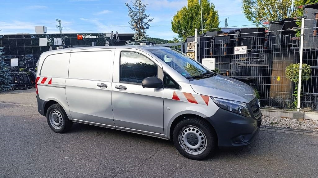 Mercedes-Benz Vito 114 CDI Allrad-Werkstattschränke-Standheizung - Jakeluauto: kuva Mercedes-Benz Vito 114 CDI Allrad-Werkstattschränke-Standheizung - Jakeluauto Mercedes-Benz Vito 114 CDI Allrad-Werkstattschränke-Standheizung - Jakeluauto: kuva Mercedes-Benz Vito 114 CDI Allrad-Werkstattschränke-Standheizung - Jakeluauto