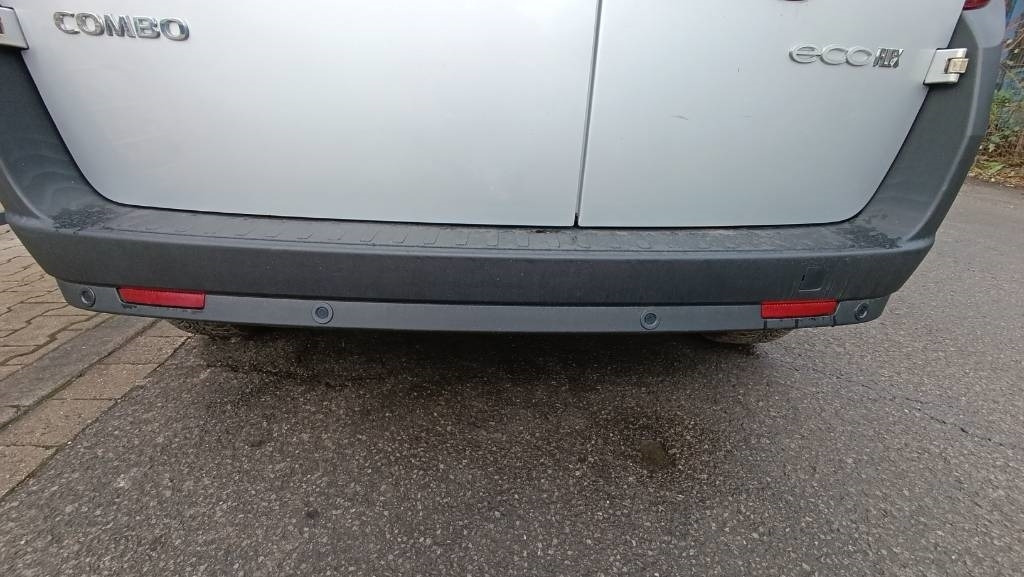 Opel Combo Kastenwagen Transp. Seitenschaden fahrbereit - Jakeluauto: kuva Opel Combo Kastenwagen Transp. Seitenschaden fahrbereit - Jakeluauto Opel Combo Kastenwagen Transp. Seitenschaden fahrbereit - Jakeluauto: kuva Opel Combo Kastenwagen Transp. Seitenschaden fahrbereit - Jakeluauto