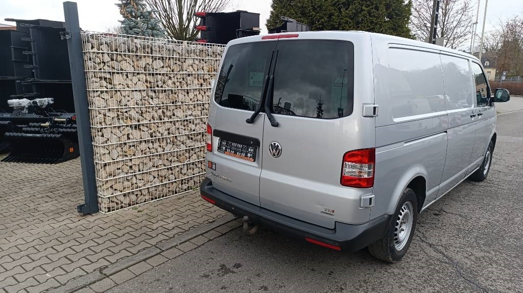 Leasing Volkswagen T5 2.0 TDI, Transporter, Kasten, Werkstattschränke  Volkswagen T5 2.0 TDI, Transporter, Kasten, Werkstattschränke: kuva Leasing Volkswagen T5 2.0 TDI, Transporter, Kasten, Werkstattschränke  Volkswagen T5 2.0 TDI, Transporter, Kasten, Werkstattschränke