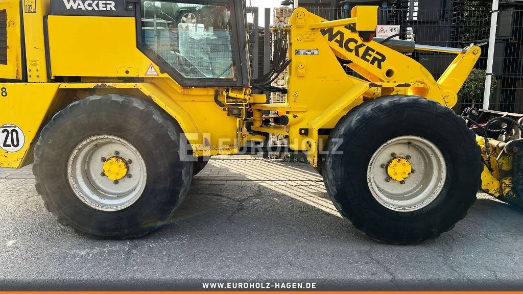 Wacker Radlader WL 4808, Schnellwechsler, Klappschaufel - Pyöräkuormaaja: kuva Wacker Radlader WL 4808, Schnellwechsler, Klappschaufel - Pyöräkuormaaja Wacker Radlader WL 4808, Schnellwechsler, Klappschaufel - Pyöräkuormaaja: kuva Wacker Radlader WL 4808, Schnellwechsler, Klappschaufel - Pyöräkuormaaja