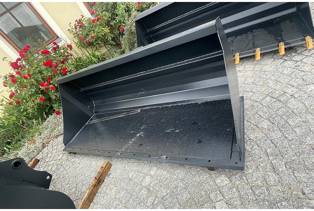 Big SUN Schwergutschaufel 250 cm mit Atlas Aufnahme - Kauha: kuva Big SUN Schwergutschaufel 250 cm mit Atlas Aufnahme - Kauha Big SUN Schwergutschaufel 250 cm mit Atlas Aufnahme - Kauha: kuva Big SUN Schwergutschaufel 250 cm mit Atlas Aufnahme - Kauha