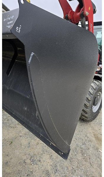 Big Volumenschaufel 240 cm mit Schäffer Aufnahme - Kauha: kuva Big Volumenschaufel 240 cm mit Schäffer Aufnahme - Kauha Big Volumenschaufel 240 cm mit Schäffer Aufnahme - Kauha: kuva Big Volumenschaufel 240 cm mit Schäffer Aufnahme - Kauha