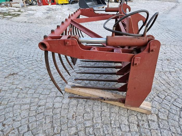 Big Krokodilgabel 210 cm JCB Aufnahme - Rakennuskoneet: kuva Big Krokodilgabel 210 cm JCB Aufnahme - Rakennuskoneet Big Krokodilgabel 210 cm JCB Aufnahme - Rakennuskoneet: kuva Big Krokodilgabel 210 cm JCB Aufnahme - Rakennuskoneet