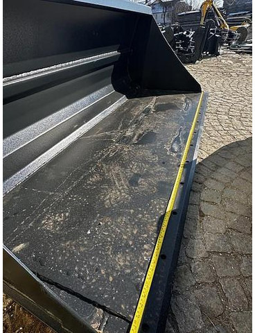 Big Schwergutschaufel 240 cm mit Manitou Aufnahme - Rakennuskoneet: kuva Big Schwergutschaufel 240 cm mit Manitou Aufnahme - Rakennuskoneet Big Schwergutschaufel 240 cm mit Manitou Aufnahme - Rakennuskoneet: kuva Big Schwergutschaufel 240 cm mit Manitou Aufnahme - Rakennuskoneet