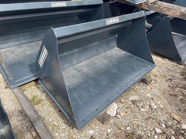 Sonarol Schwergutschaufel 180 cm mit Bobcat 114 cm Aufnahme - Kauha: kuva Sonarol Schwergutschaufel 180 cm mit Bobcat 114 cm Aufnahme - Kauha Sonarol Schwergutschaufel 180 cm mit Bobcat 114 cm Aufnahme - Kauha: kuva Sonarol Schwergutschaufel 180 cm mit Bobcat 114 cm Aufnahme - Kauha