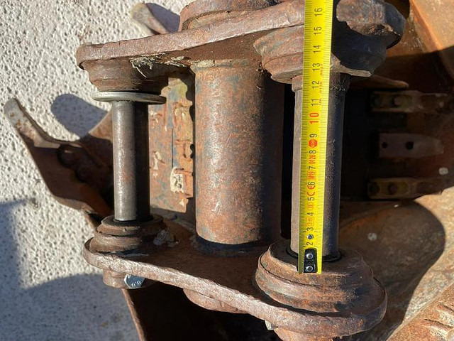 Tieflöffel 30 cm Arbeitsbreite Tieflöffel 30 cm Arbeitsbreite - Kauha: kuva Tieflöffel 30 cm Arbeitsbreite Tieflöffel 30 cm Arbeitsbreite - Kauha Tieflöffel 30 cm Arbeitsbreite Tieflöffel 30 cm Arbeitsbreite - Kauha: kuva Tieflöffel 30 cm Arbeitsbreite Tieflöffel 30 cm Arbeitsbreite - Kauha